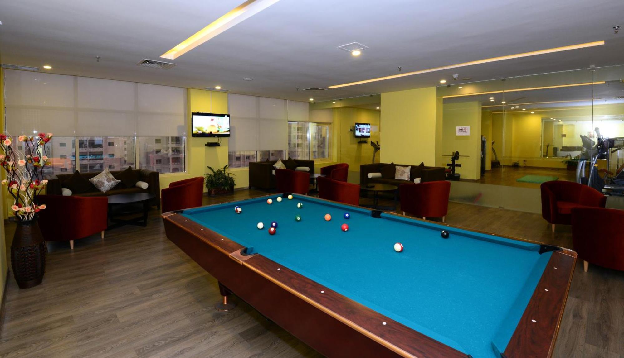 The Venue Resident (Adults Only) Aparthotel Кувейт Екстериор снимка